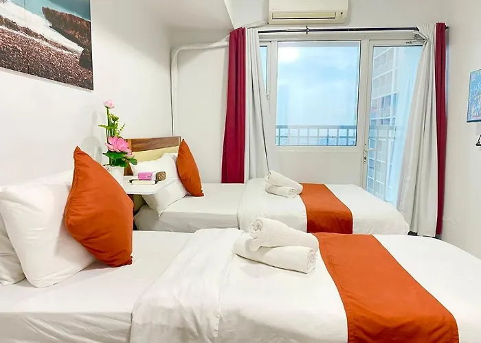 Breeze Residences Aparthotel